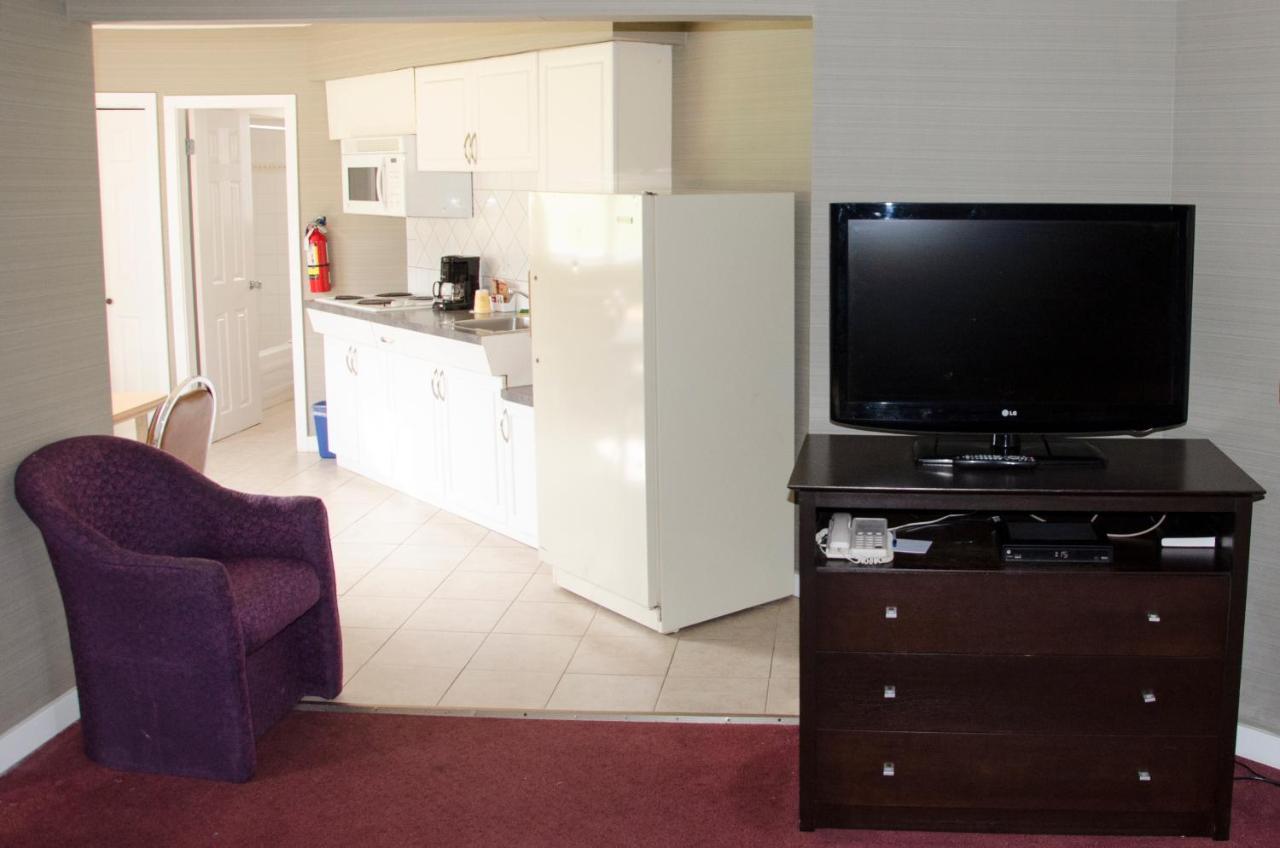 Best Budget Inn & Suites Κάμλουπς Εξωτερικό φωτογραφία